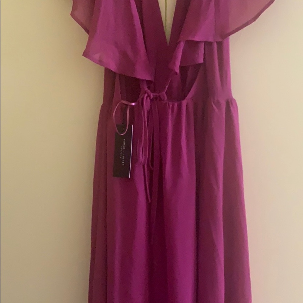 Dress - Picture 7 of 7